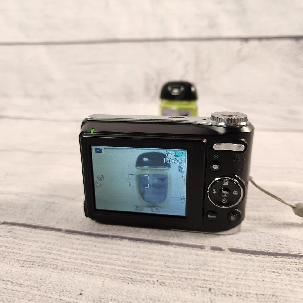 GE A735 Digital Camera 7.0MP Black 3x Optical Zoom with 2GB SD Card Y2K Digicam